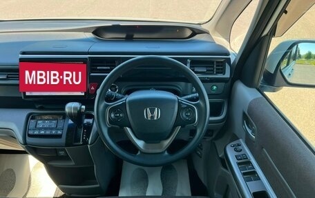 Honda Stepwgn IV, 2015 год, 1 899 999 рублей, 21 фотография