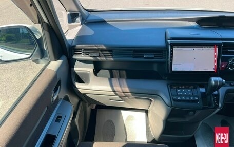 Honda Stepwgn IV, 2015 год, 1 899 999 рублей, 20 фотография