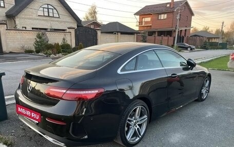 Mercedes-Benz E-Класс, 2017 год, 3 фотография