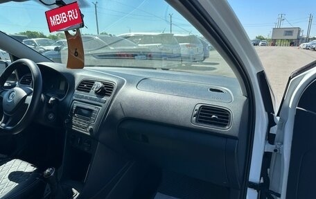 Volkswagen Polo VI (EU Market), 2017 год, 809 000 рублей, 13 фотография