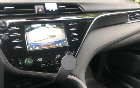 Toyota Camry, 2018 год, 2 640 000 рублей, 12 фотография