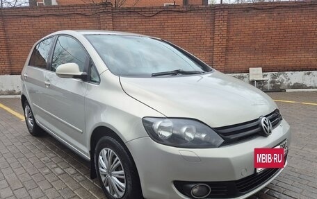 Volkswagen Golf Plus II, 2011 год, 610 000 рублей, 2 фотография