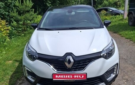 Renault Kaptur I рестайлинг, 2020 год, 1 900 000 рублей, 1 фотография
