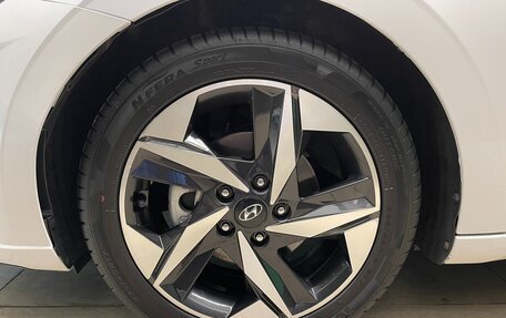 Hyundai Elantra, 2020 год, 1 650 000 рублей, 21 фотография