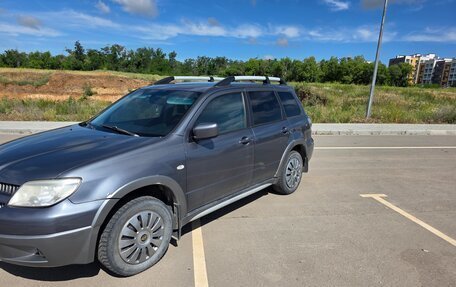 Mitsubishi Outlander III рестайлинг 3, 2005 год, 575 000 рублей, 6 фотография