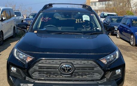 Toyota RAV4, 2021 год, 3 500 000 рублей, 8 фотография