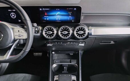 Mercedes-Benz GLB, 2020 год, 3 950 000 рублей, 14 фотография