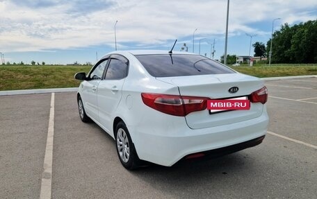 KIA Rio III рестайлинг, 2012 год, 550 000 рублей, 2 фотография