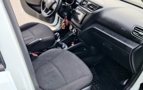 KIA Rio III рестайлинг, 2012 год, 550 000 рублей, 14 фотография