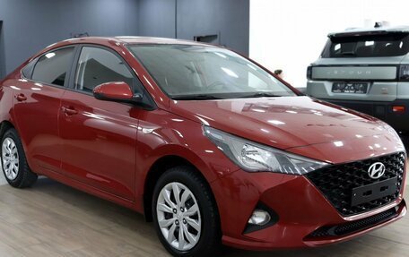 Hyundai Solaris II рестайлинг, 2021 год, 1 630 000 рублей, 2 фотография