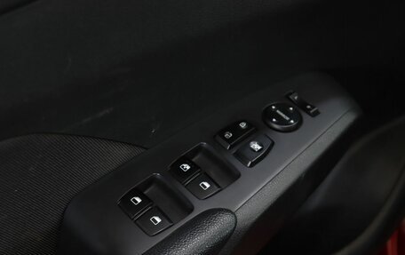 Hyundai Solaris II рестайлинг, 2021 год, 1 630 000 рублей, 12 фотография