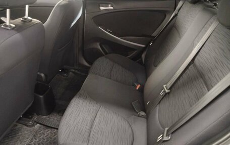 Hyundai Solaris II рестайлинг, 2015 год, 890 000 рублей, 15 фотография