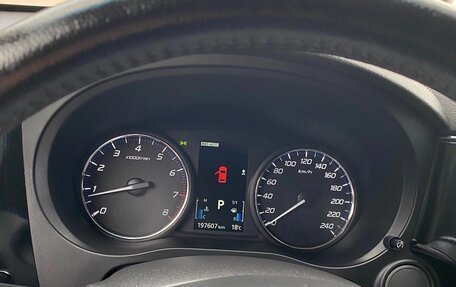 Mitsubishi Outlander III рестайлинг 3, 2015 год, 1 600 000 рублей, 9 фотография