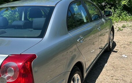 Toyota Avensis III рестайлинг, 2007 год, 900 000 рублей, 4 фотография