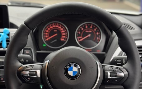 BMW 1 серия, 2015 год, 1 600 000 рублей, 32 фотография