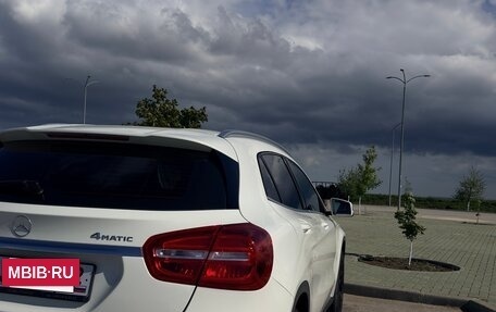 Mercedes-Benz GLA, 2015 год, 1 900 000 рублей, 3 фотография