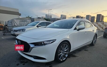 Mazda 3, 2021 год, 1 800 000 рублей, 2 фотография