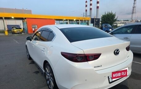Mazda 3, 2021 год, 1 800 000 рублей, 7 фотография