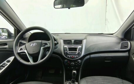 Hyundai Solaris II рестайлинг, 2015 год, 950 000 рублей, 13 фотография