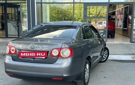 Volkswagen Jetta VI, 2007 год, 562 084 рублей, 6 фотография
