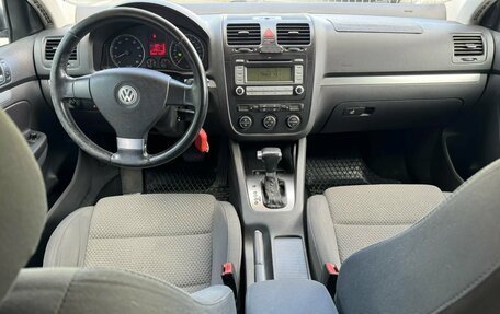 Volkswagen Jetta VI, 2007 год, 562 084 рублей, 11 фотография