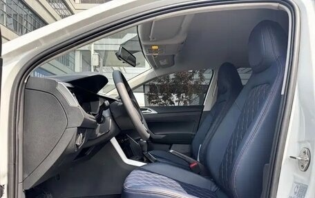 Volkswagen Polo, 2023 год, 1 050 000 рублей, 12 фотография