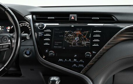 Toyota Camry, 2018 год, 2 105 000 рублей, 10 фотография