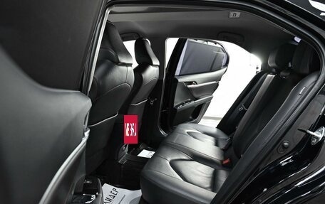Toyota Camry, 2018 год, 2 105 000 рублей, 18 фотография