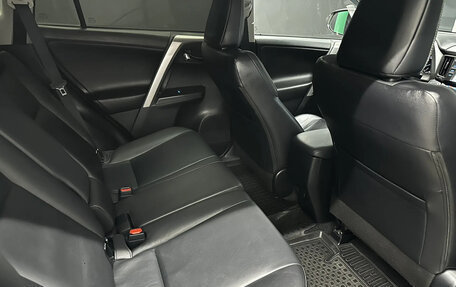 Toyota RAV4, 2018 год, 2 200 000 рублей, 20 фотография