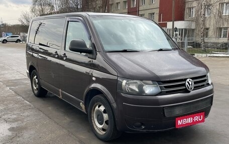Volkswagen Multivan T5, 2010 год, 1 725 000 рублей, 3 фотография