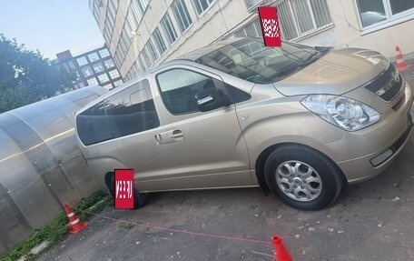 Hyundai Grand Starex Grand Starex I рестайлинг 2, 2012 год, 1 500 000 рублей, 2 фотография