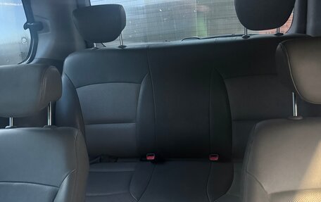 Hyundai Grand Starex Grand Starex I рестайлинг 2, 2012 год, 1 500 000 рублей, 6 фотография