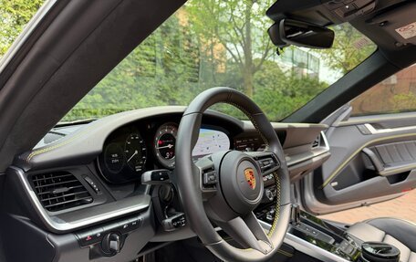Porsche 911, 2024 год, 27 900 000 рублей, 11 фотография