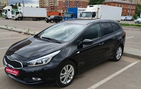 KIA cee'd III, 2013 год, 800 000 рублей, 12 фотография