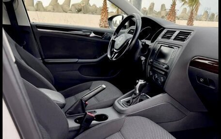 Volkswagen Jetta VI, 2015 год, 1 070 000 рублей, 8 фотография