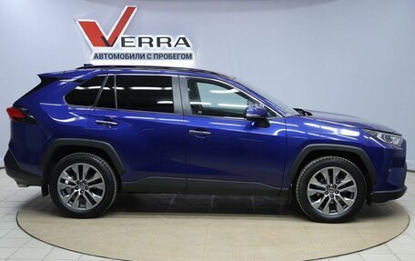 Toyota RAV4, 2021 год, 3 090 000 рублей, 4 фотография