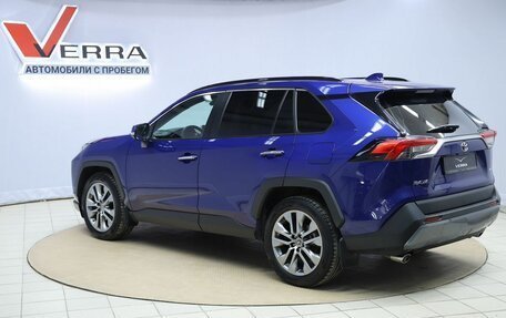 Toyota RAV4, 2021 год, 3 090 000 рублей, 7 фотография
