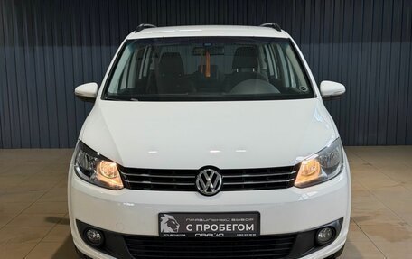 Volkswagen Touran III, 2011 год, 1 099 900 рублей, 2 фотография