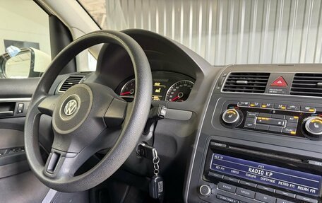 Volkswagen Touran III, 2011 год, 1 099 900 рублей, 7 фотография