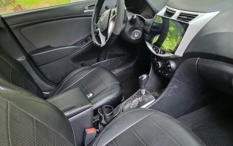 Hyundai Solaris II рестайлинг, 2012 год, 750 000 рублей, 8 фотография