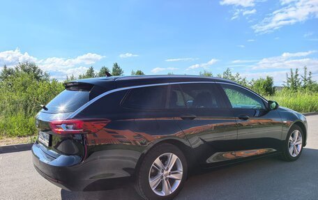 Opel Insignia II рестайлинг, 2019 год, 1 690 000 рублей, 10 фотография