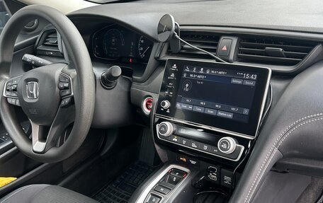 Honda Insight III, 2020 год, 1 950 000 рублей, 12 фотография