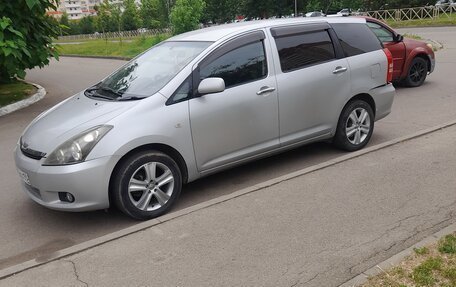 Toyota Wish II, 2003 год, 650 000 рублей, 3 фотография