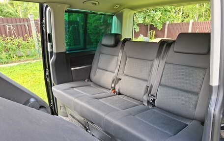 Volkswagen Multivan T5, 2010 год, 1 750 000 рублей, 25 фотография