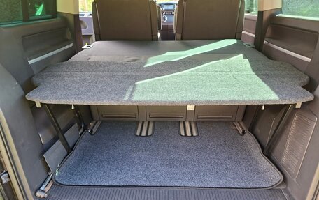 Volkswagen Multivan T5, 2010 год, 1 750 000 рублей, 34 фотография