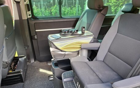 Volkswagen Multivan T5, 2010 год, 1 750 000 рублей, 30 фотография