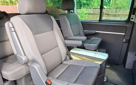 Volkswagen Multivan T5, 2010 год, 1 750 000 рублей, 27 фотография