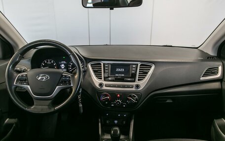 Hyundai Solaris II рестайлинг, 2019 год, 1 550 000 рублей, 13 фотография
