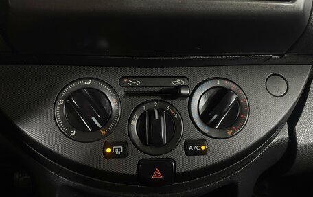 Nissan Note II рестайлинг, 2007 год, 443 000 рублей, 14 фотография
