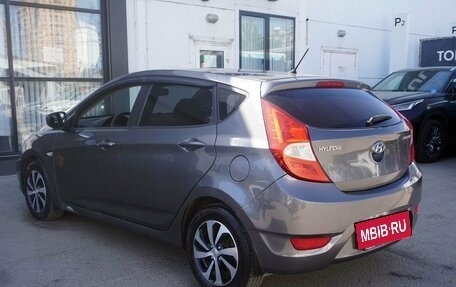 Hyundai Solaris II рестайлинг, 2011 год, 593 000 рублей, 7 фотография